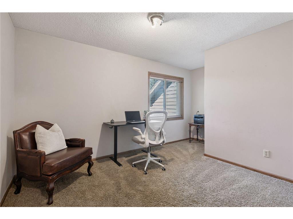 212 Geneva Boulevard Burnsville MN 55306 7012336 image22