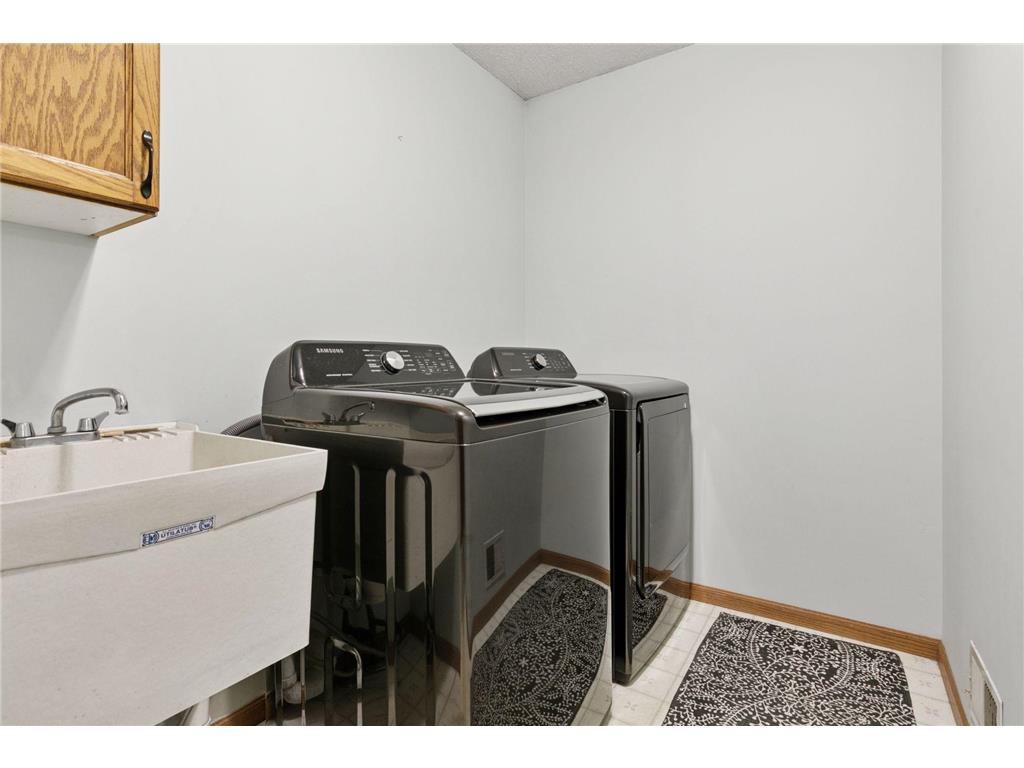 212 Geneva Boulevard Burnsville MN 55306 7012336 image27