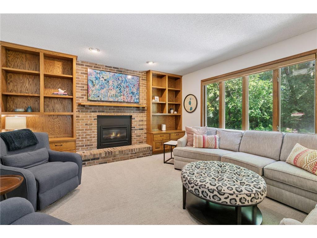 212 Geneva Boulevard Burnsville MN 55306 7012336 image5