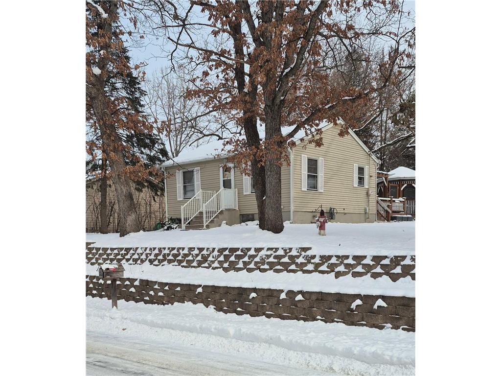 212 Glenmar Mahtomedi MN 55115 6671455 image1