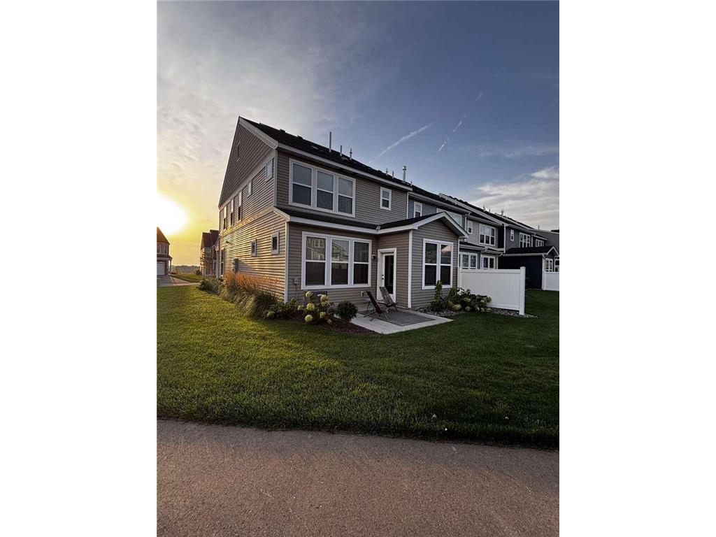 212 Junco Road N Lake Elmo MN 55042 6796897 image25