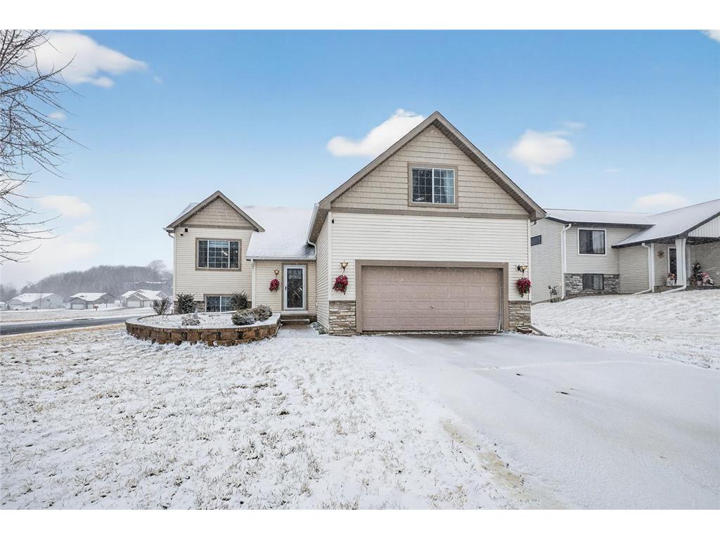 212 Keystone Drive NE Pine Island MN 55963 7023589 image1