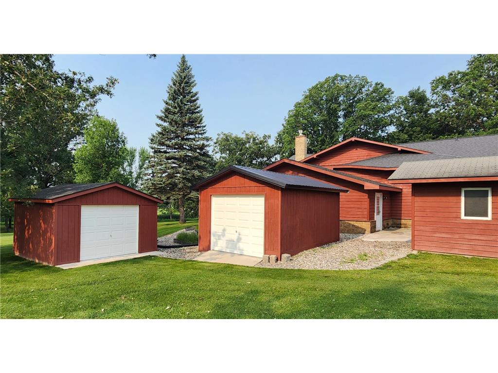 212 Lake Avenue NE Clearbrook MN 56634 7070697 image37