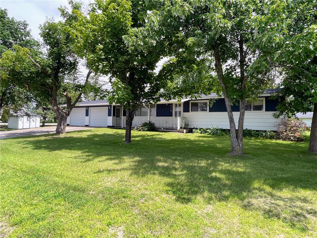 212 Lake Avenue Perham MN 56573 6401909 image1