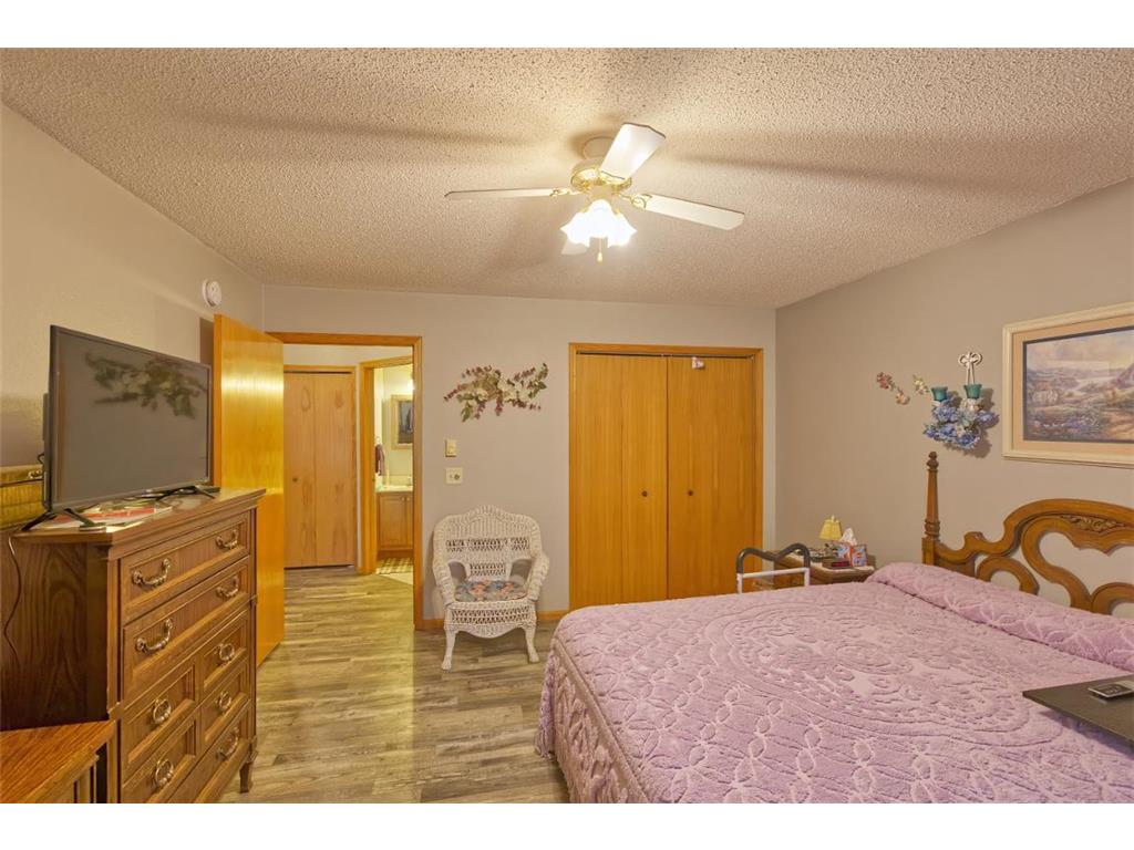 212 Linden Avenue W Winsted MN 55395 6805975 image17