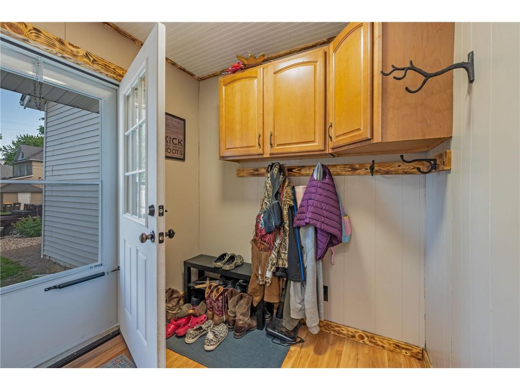 212 Main Street E Saint Clair MN 56080 7082322 image30