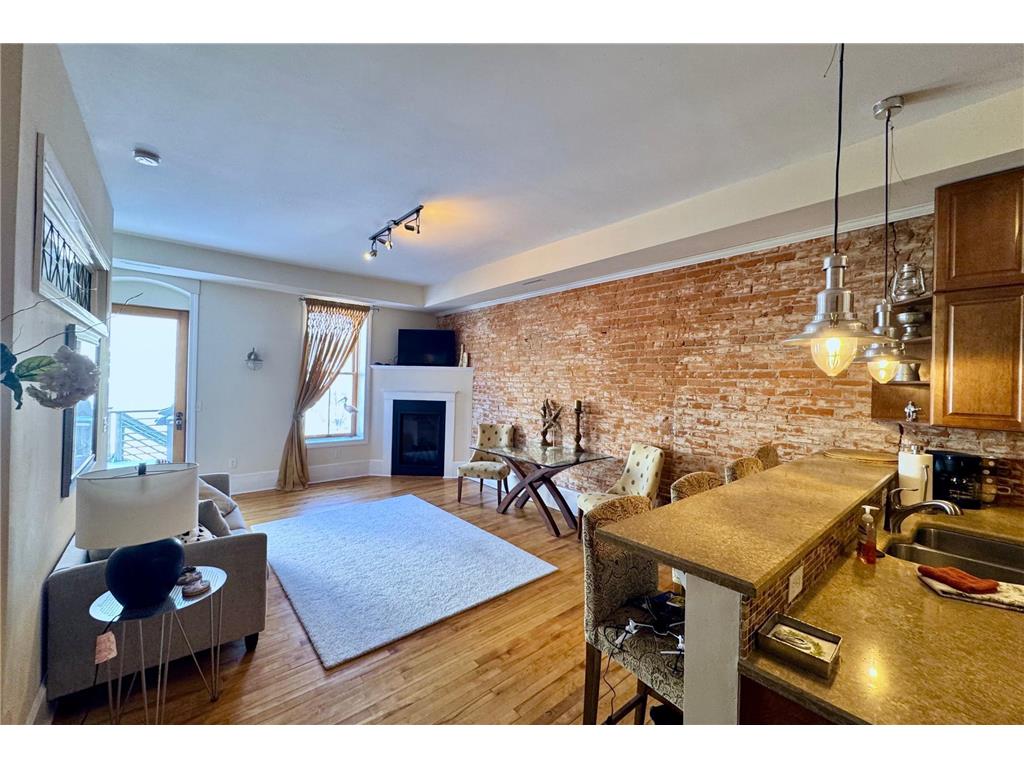212 Main Street W #2 Wabasha MN 55981 - Mississippi 7005908 image1