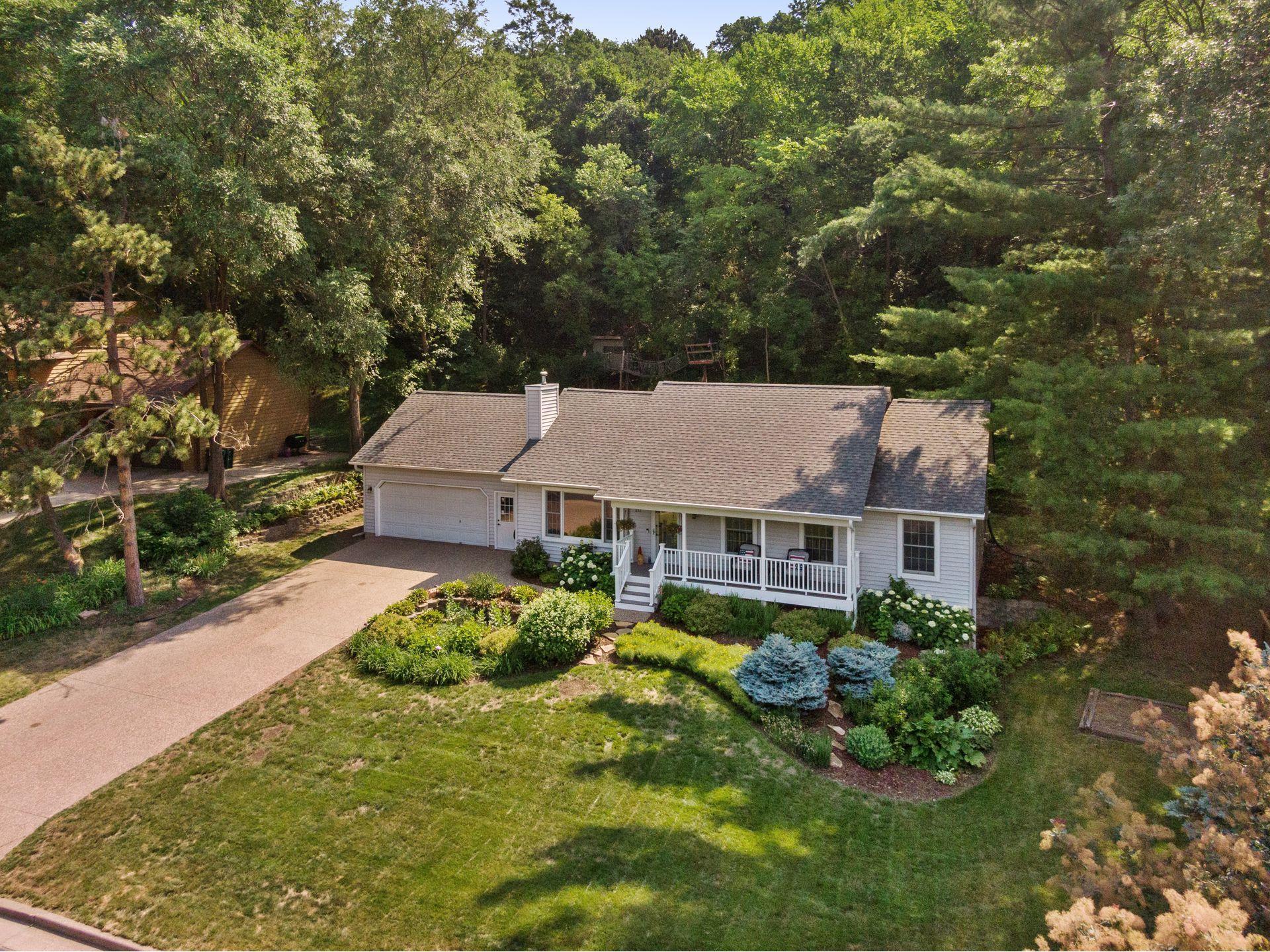 212 Meadow Drive N, Hudson, WI, 54016 MLS 6013912 Edina Realty