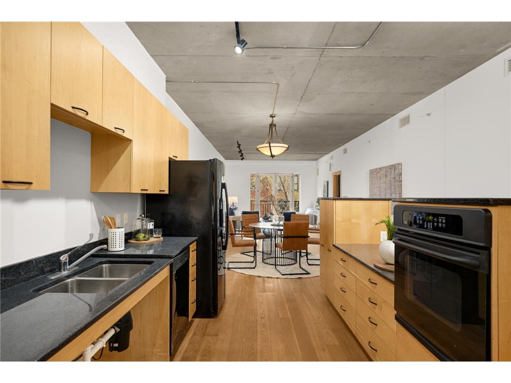 212 N 1st Street #202 Minneapolis MN 55401 7061939 image7