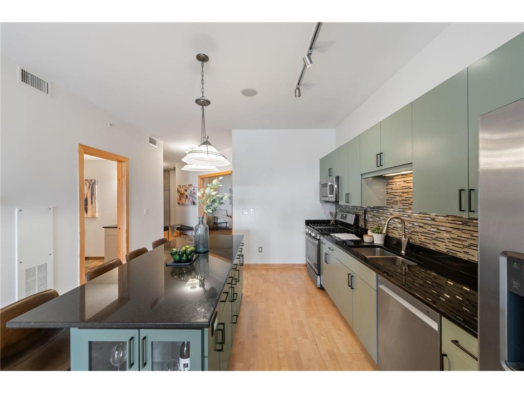 212 N 1st Street #409 Minneapolis MN 55401 7061915 image4