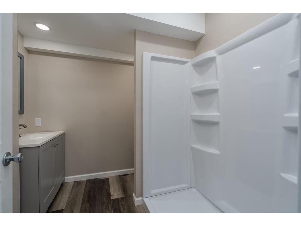 212 N Murphy Street Lake Crystal MN 56055 6802365 image16