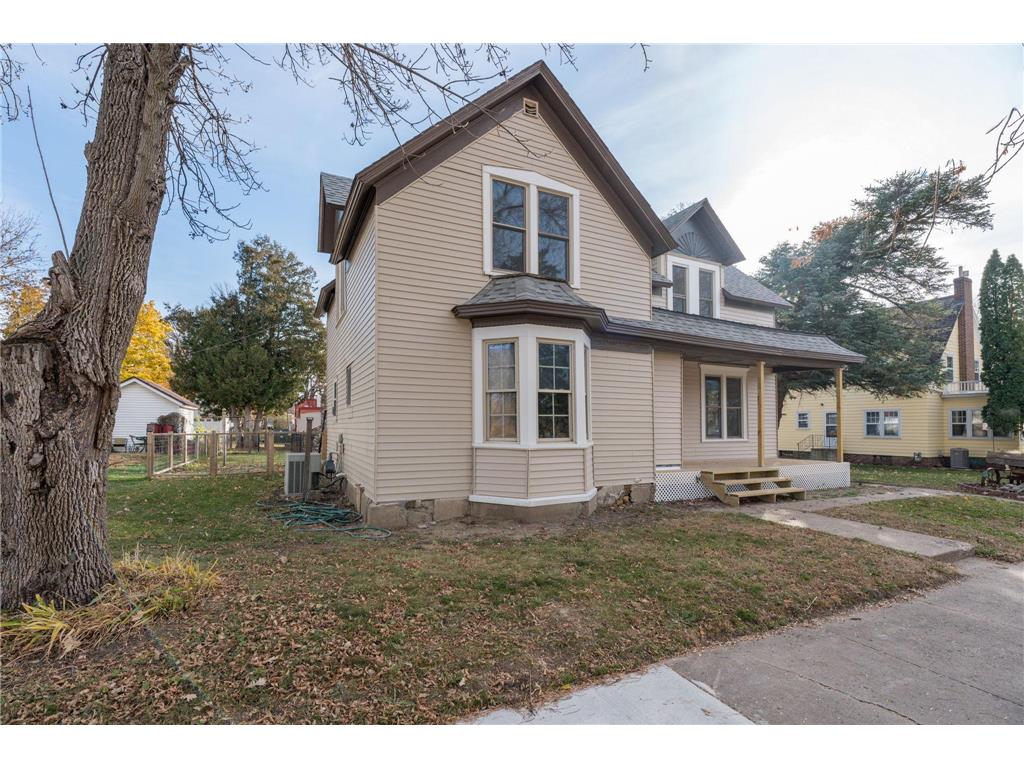 212 N Murphy Street Lake Crystal MN 56055 6802365 image2