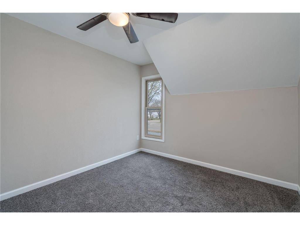 212 N Murphy Street Lake Crystal MN 56055 6802365 image26