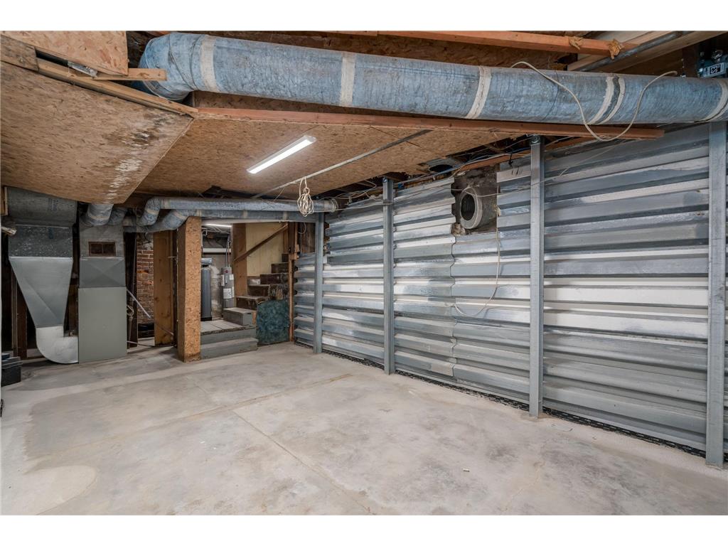 212 N Murphy Street Lake Crystal MN 56055 6802365 image32