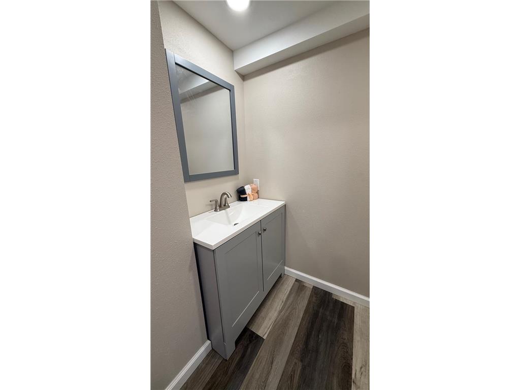 212 N Murphy Street Lake Crystal MN 56055 7089355 image10