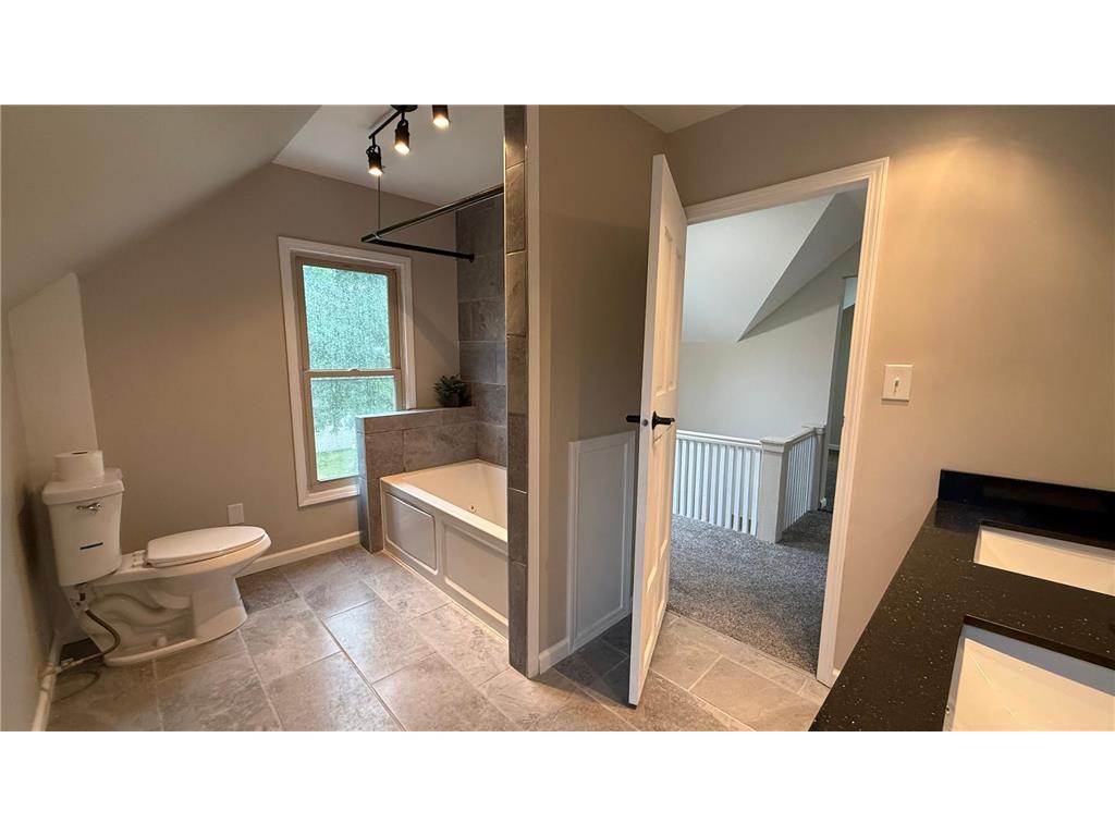 212 N Murphy Street Lake Crystal MN 56055 7089355 image20