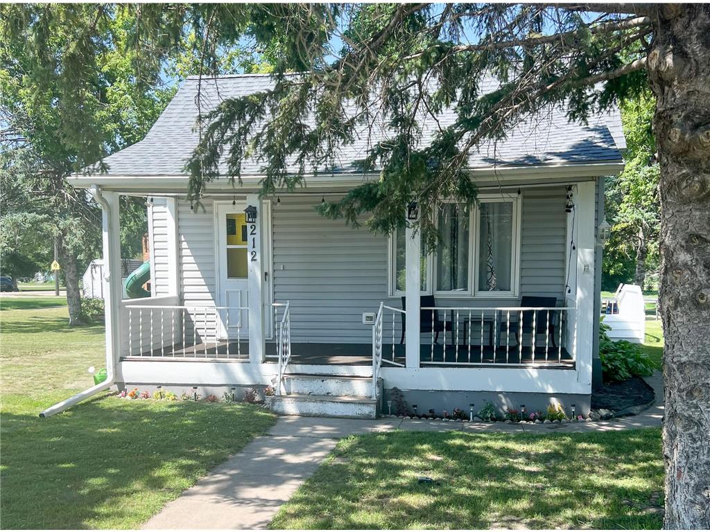 212 Norman Avenue NW Twin Valley MN 56584 7111395 image1