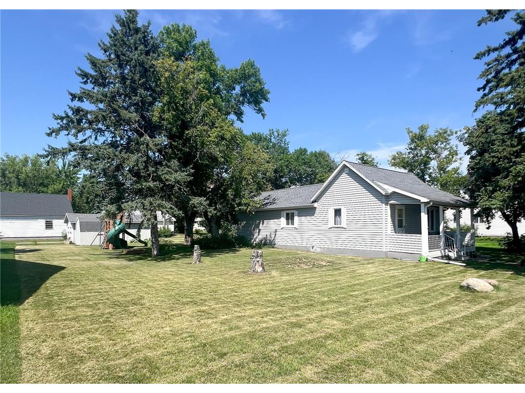212 Norman Avenue NW Twin Valley MN 56584 7111395 image26