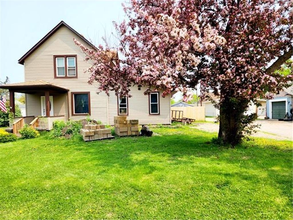 212 Powell Avenue Coleraine MN 55722 6376585 image1