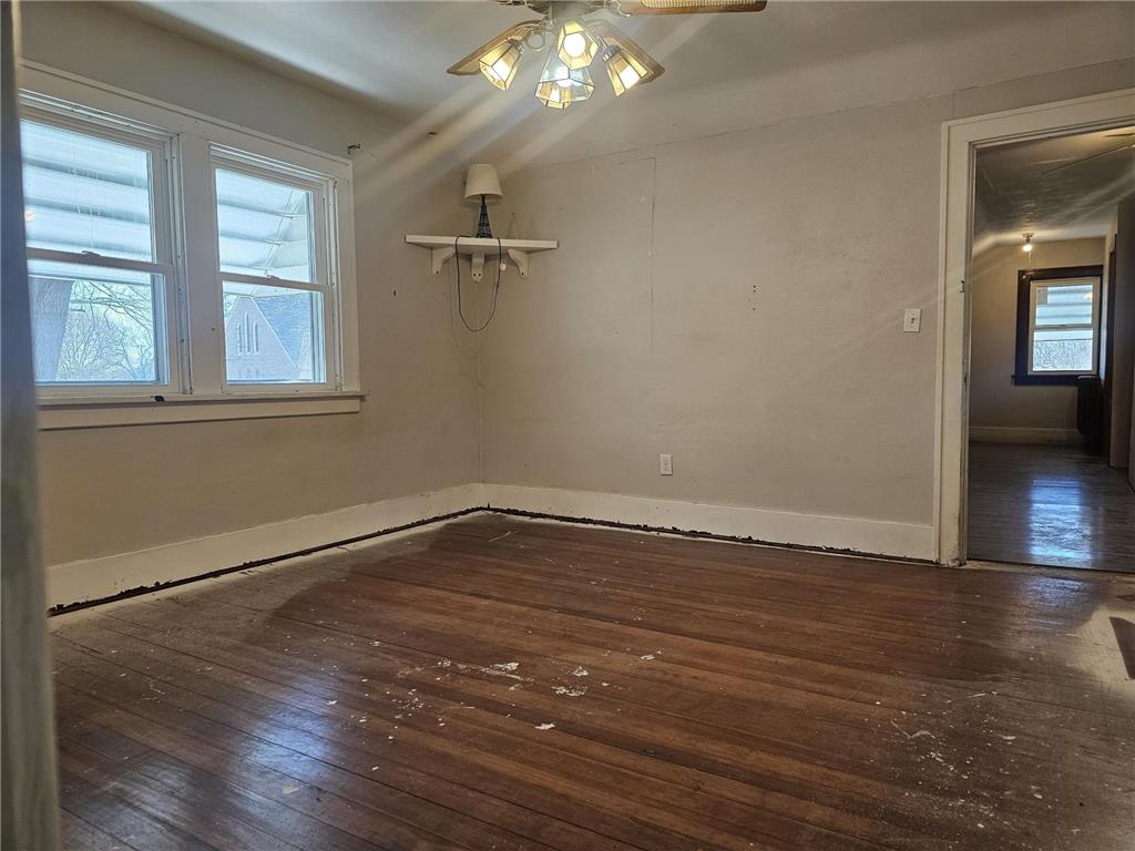 212 S Center Street Ceylon MN 56121 7049911 image43