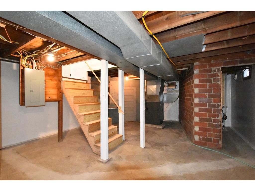 212 W 3rd Street Zumbrota MN 55992 6825172 image13