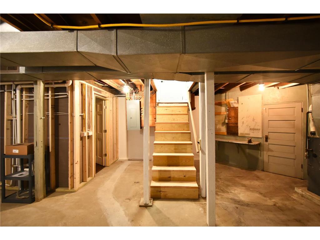 212 W 3rd Street Zumbrota MN 55992 6825172 image14