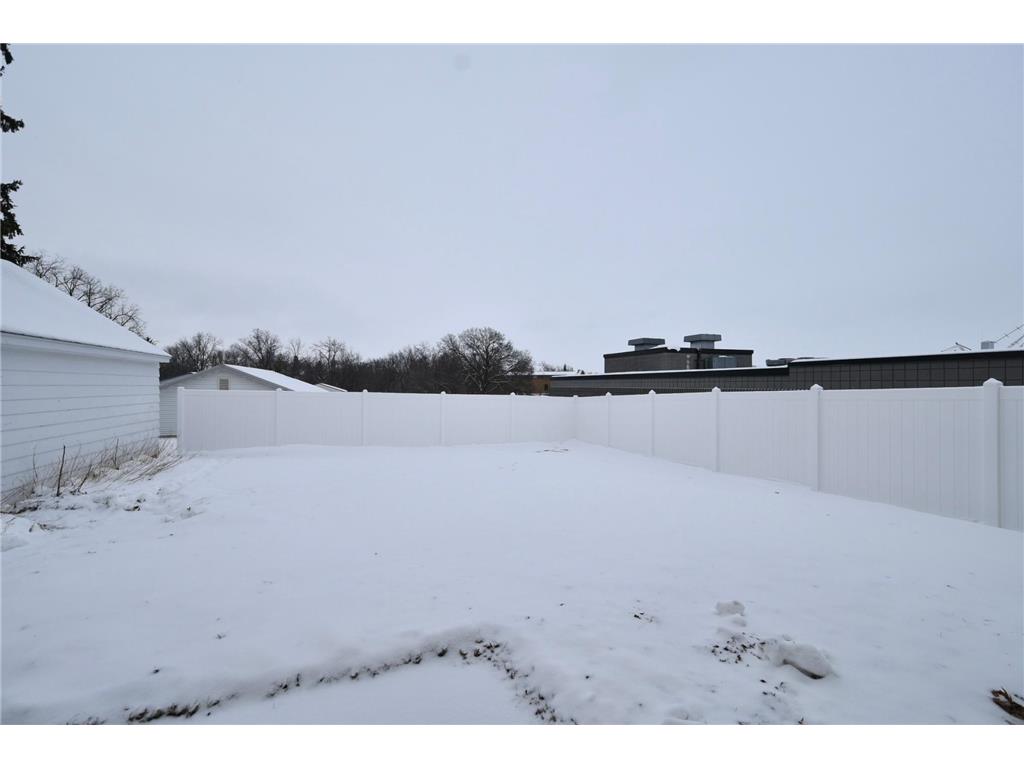 212 W 3rd Street Zumbrota MN 55992 6825172 image41