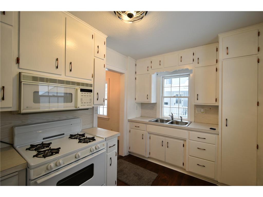 212 W 3rd Street Zumbrota MN 55992 6825172 image6