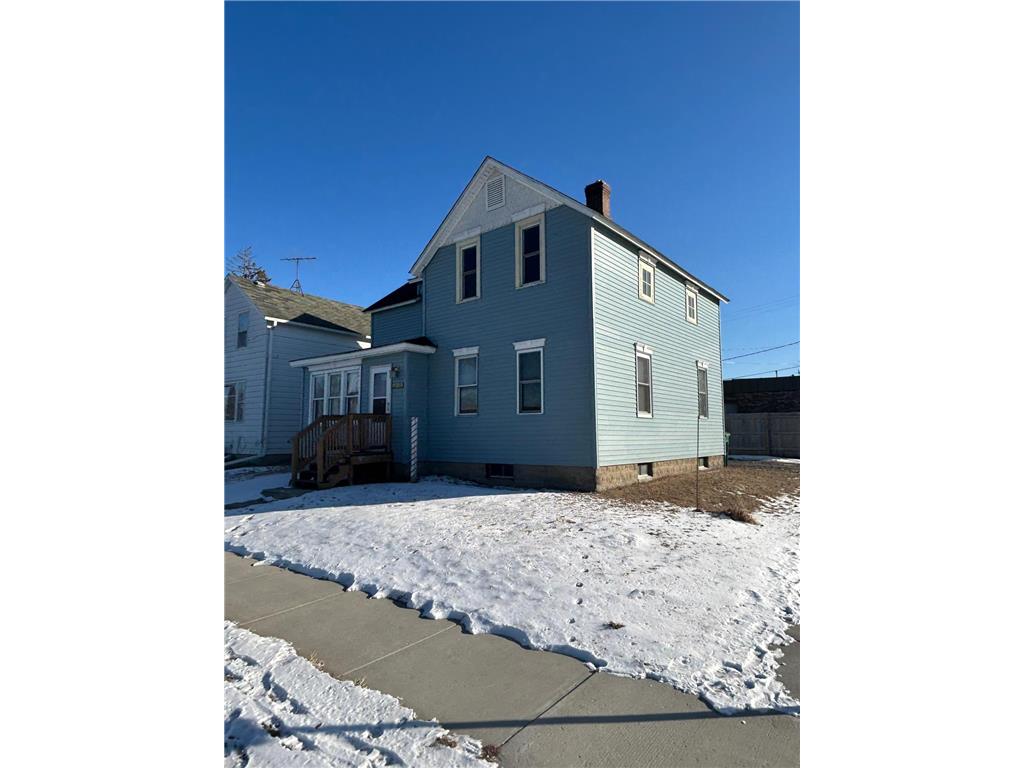 212 W Alden Street Arlington MN 55307 6675529 image1