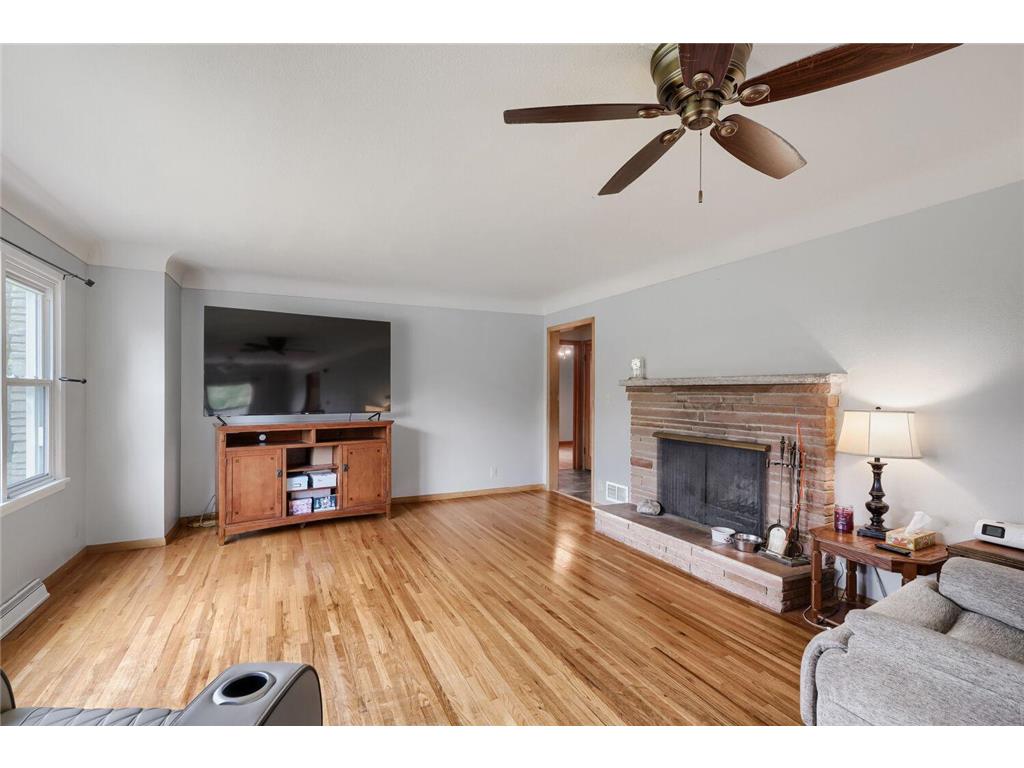 212 Woodley Street W Northfield MN 55057 7078119 image7