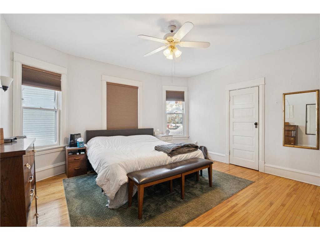 2120 Emerson Avenue S Minneapolis MN 55405 7053052 image11