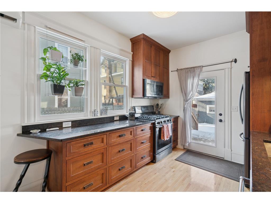 2120 Emerson Avenue S Minneapolis MN 55405 7053052 image13