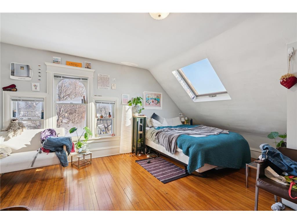 2120 Emerson Avenue S Minneapolis MN 55405 7053052 image20