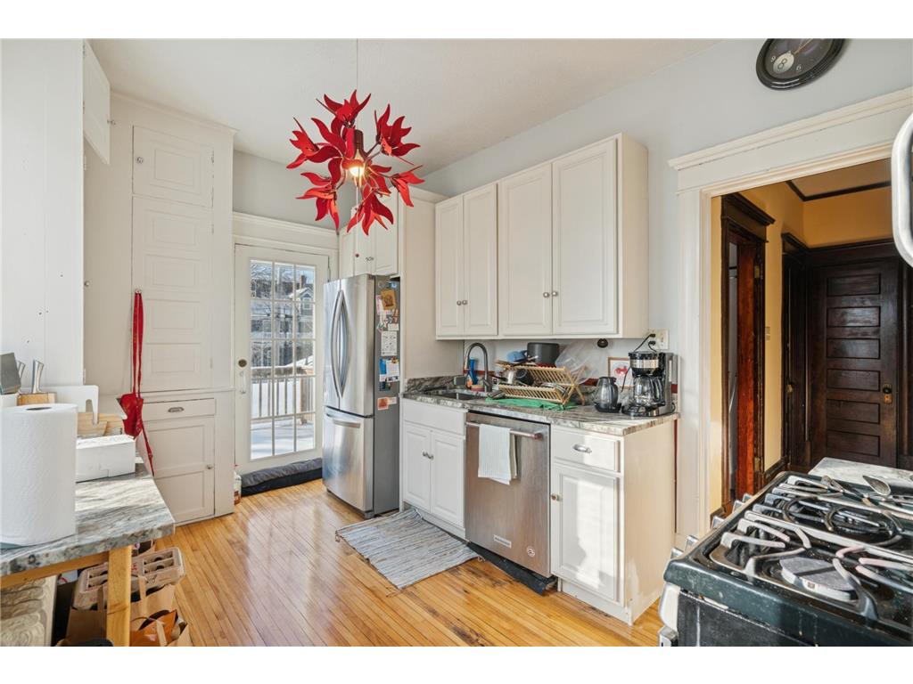 2120 Emerson Avenue S Minneapolis MN 55405 7053052 image30