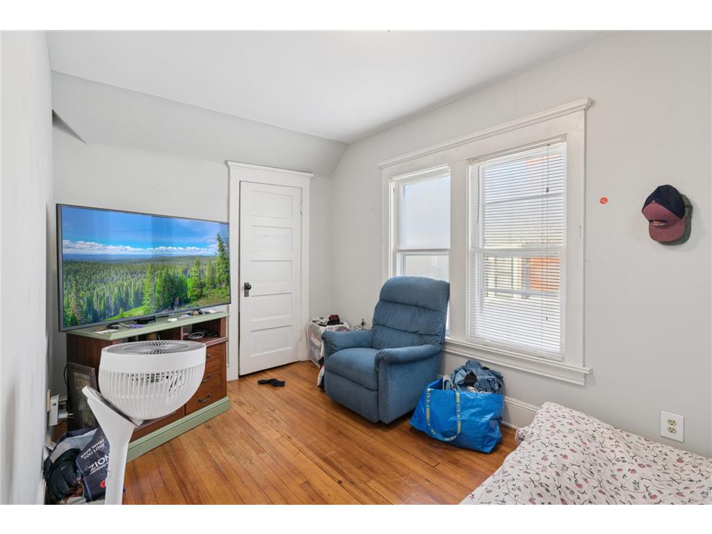 2120 Emerson Avenue S Minneapolis MN 55405 7053052 image35