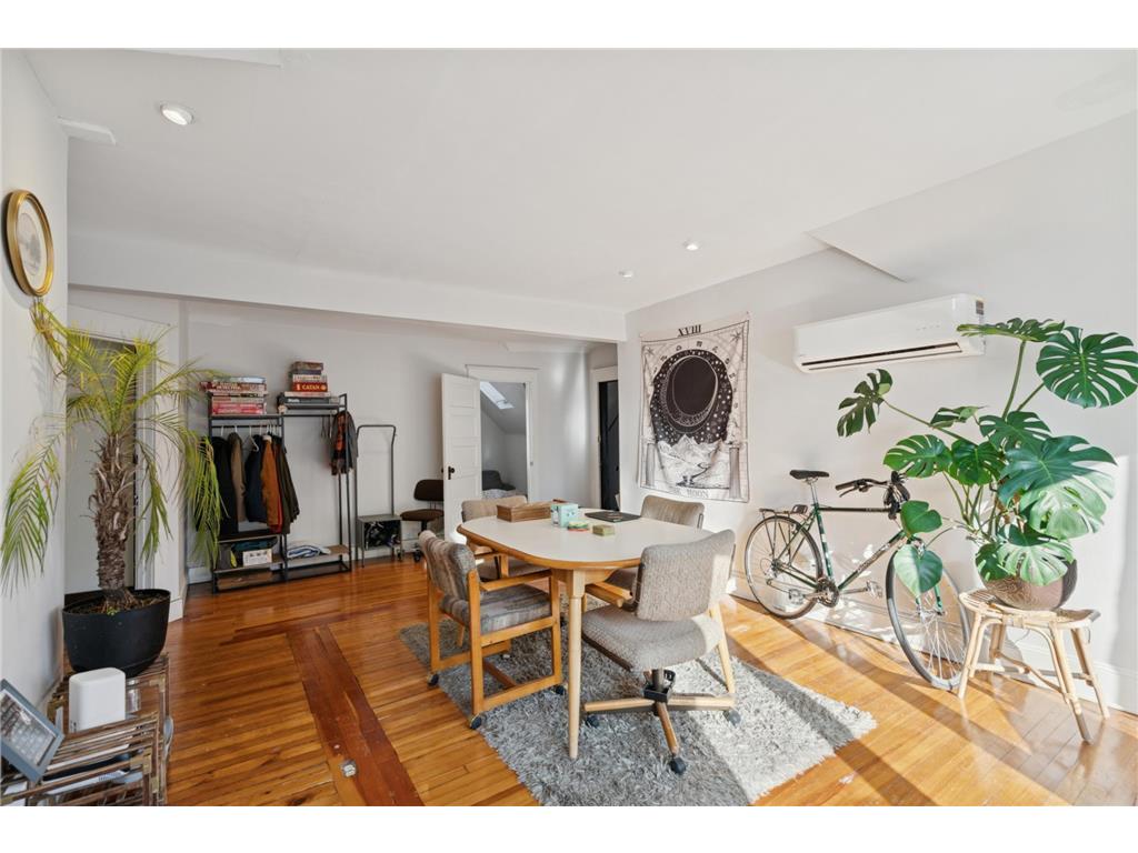 2120 Emerson Avenue S Minneapolis MN 55405 7053052 image38