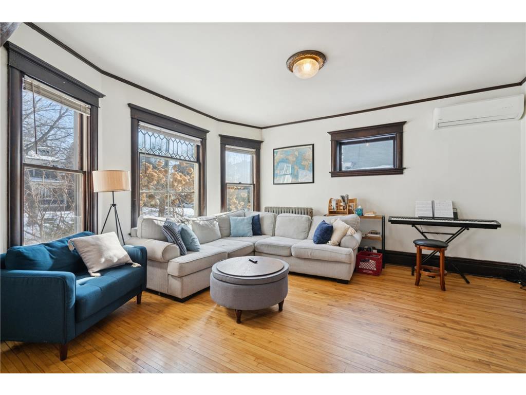 2120 Emerson Avenue S Minneapolis MN 55405 7053052 image5