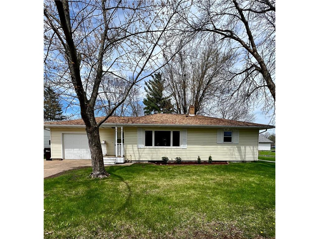 2120 Garfield Avenue Altoona WI 54720 6363826 image1