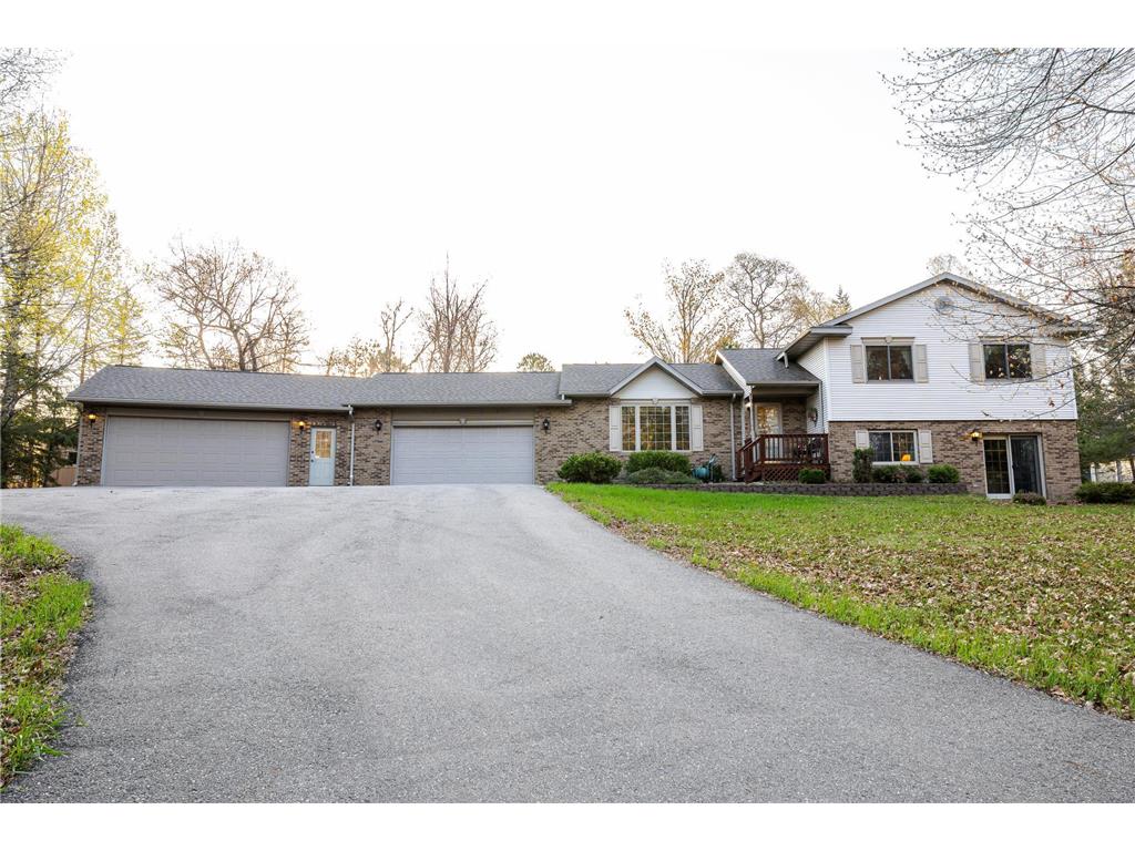 2120 Grotte Avenue NE Bemidji MN 56601 6775314 image1