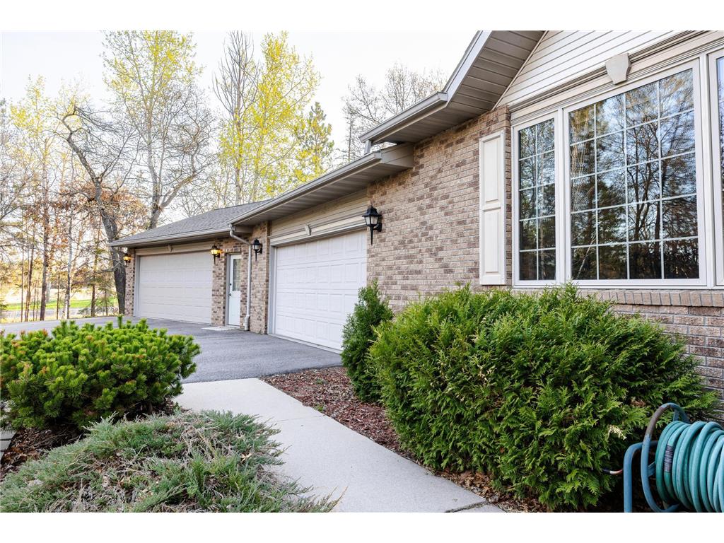 2120 Grotte Avenue NE Bemidji MN 56601 6775314 image5