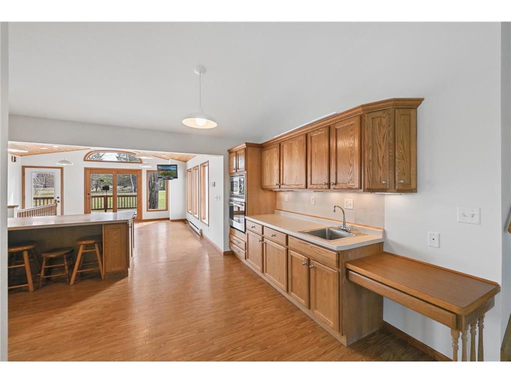 2120 Grotte Avenue NE Bemidji MN 56601 7071900 image10