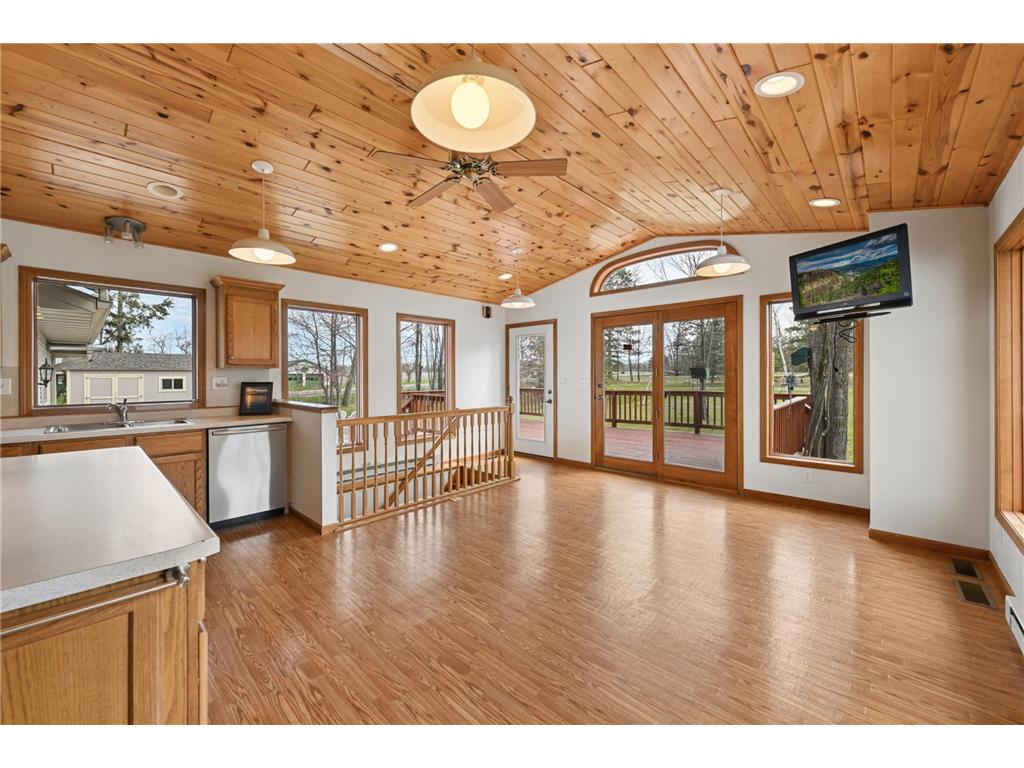 2120 Grotte Avenue NE Bemidji MN 56601 7071900 image15