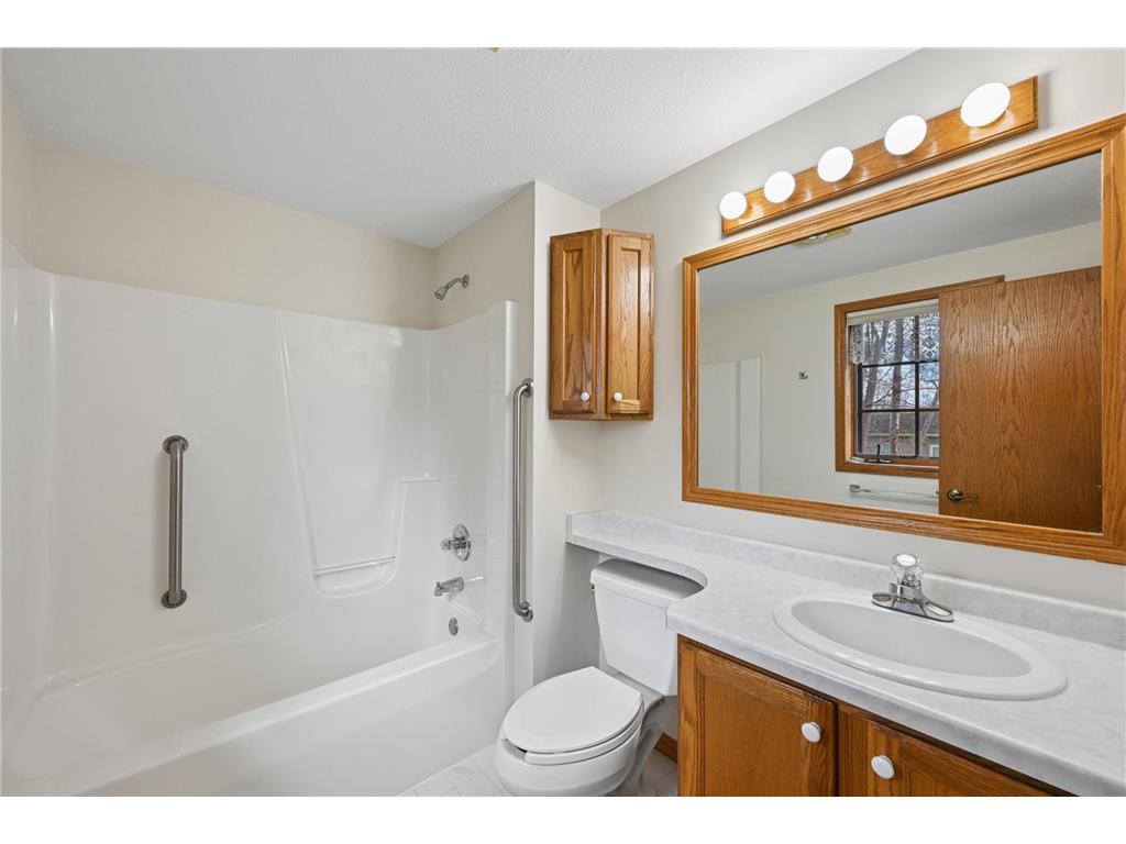 2120 Grotte Avenue NE Bemidji MN 56601 7071900 image23