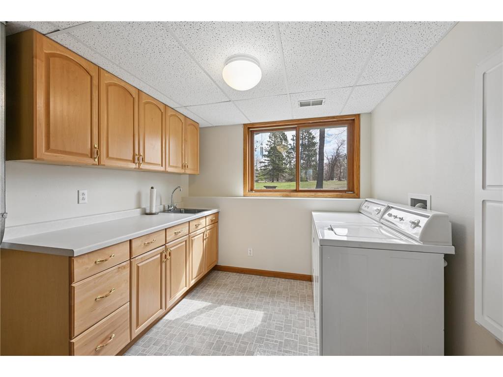 2120 Grotte Avenue NE Bemidji MN 56601 7071900 image32