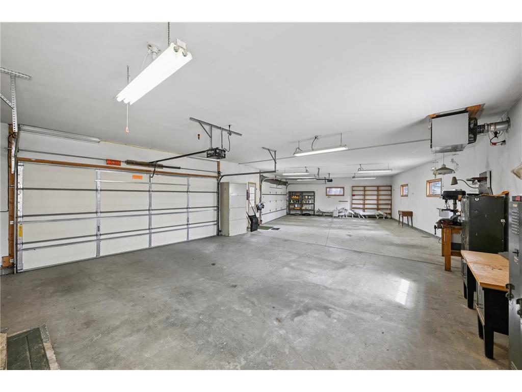2120 Grotte Avenue NE Bemidji MN 56601 7071900 image41