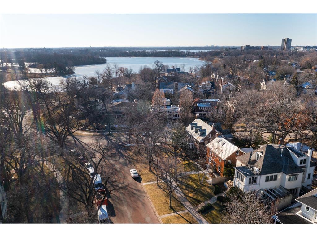 2120 Kenwood Parkway, Minneapolis, MN, 55405 MLS 9087769 Edina Realty