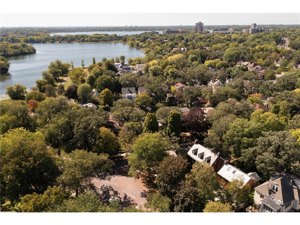 2120 Kenwood Parkway, Minneapolis, MN, 55405 MLS 9087769 Edina Realty