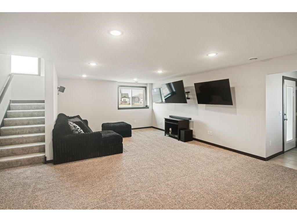 2120 Violet Lane Faribault MN 55021 7051240 image34