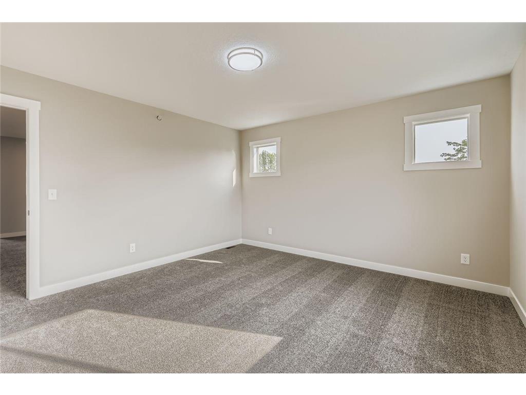 2121 Cleveland Way S Cambridge MN 55008 7009148 image15