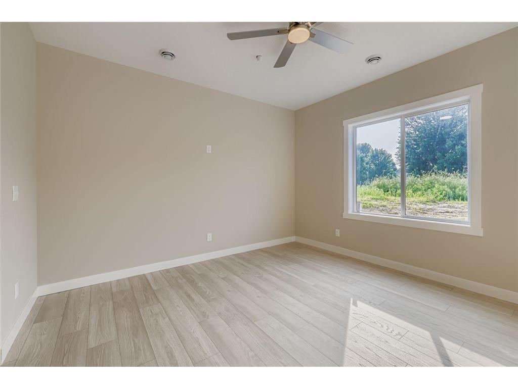 2121 Cleveland Way S Cambridge MN 55008 7009148 image3